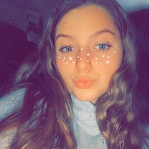 Meet your Posher, Ana